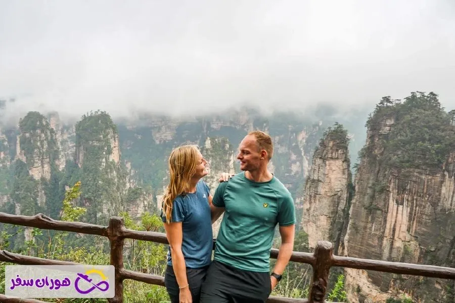 معرفی تور ژانگ جیاجی؛ بهترین راه برای کشف این بهشت طبیعی